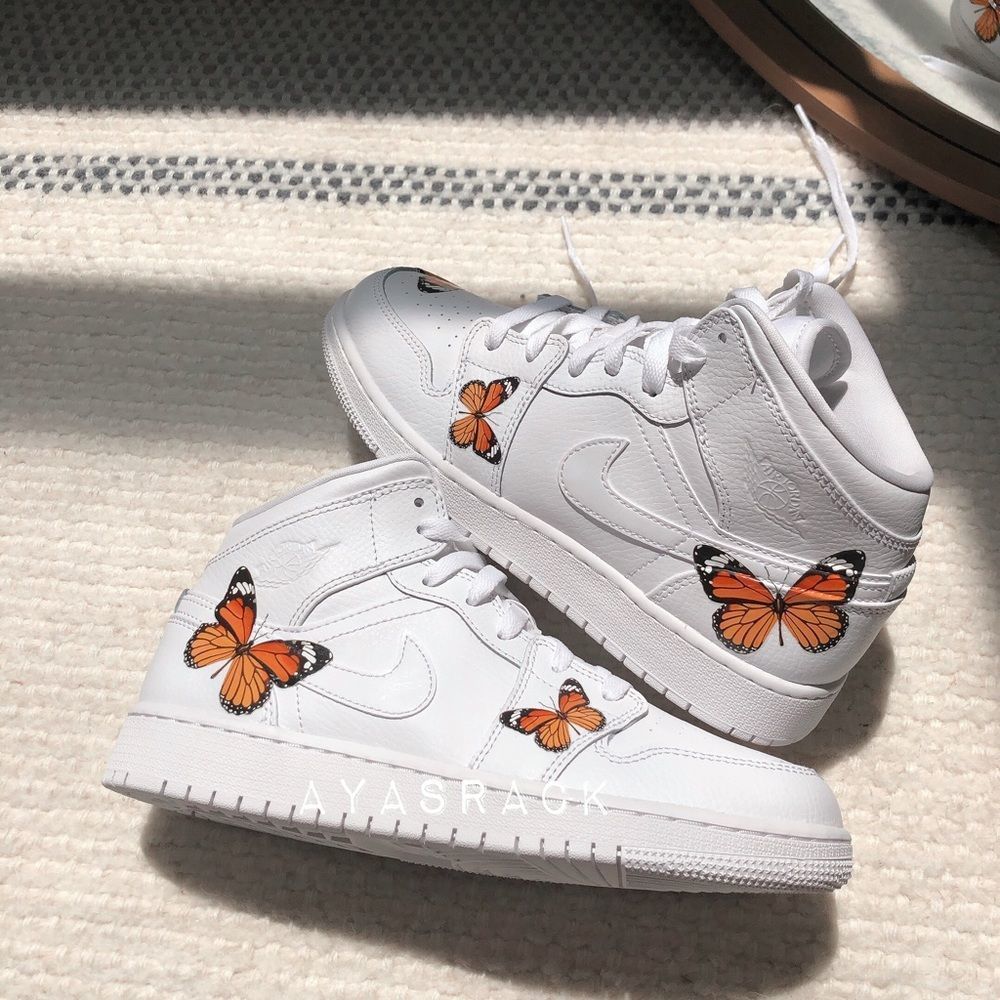 Air jordan custom butterflies - Picture 10 of 11